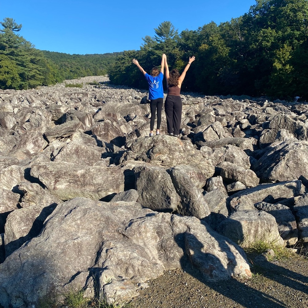 Meet your Posher, Alivia